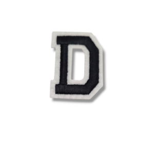 Апликация буква „D“, 5 х 4 см, с лепило