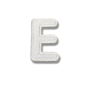 Апликация буква E бяла, 4.5 х 2.5 см, с лепило